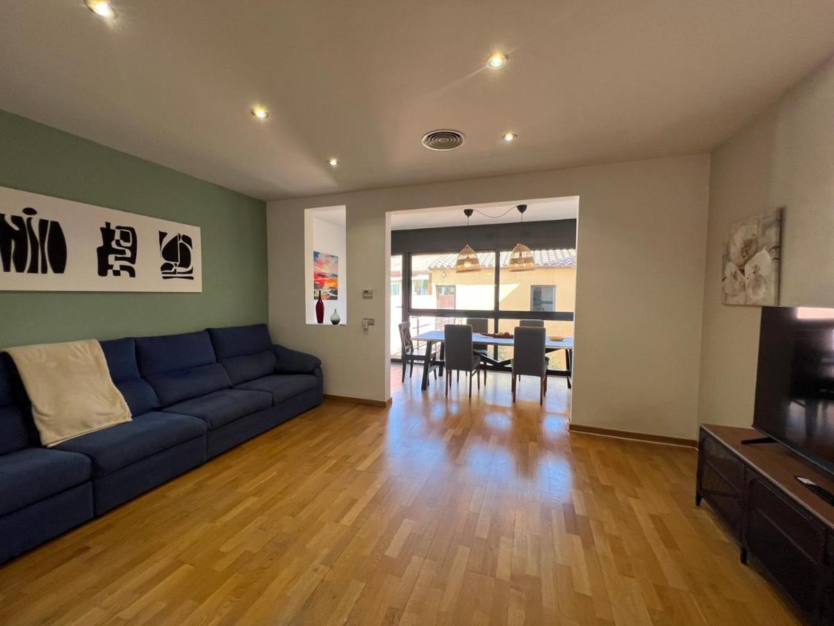 Casa Neus, Casa Cerca De Barcelona Villa Sant Feliu de Llobregat Eksteriør bilde