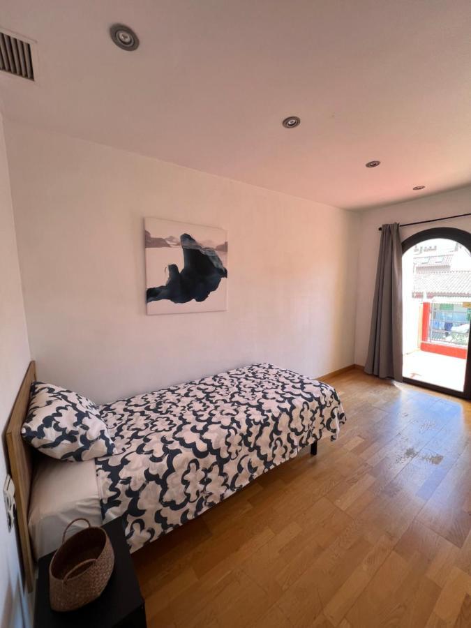 Casa Neus, Casa Cerca De Barcelona Villa Sant Feliu de Llobregat Eksteriør bilde
